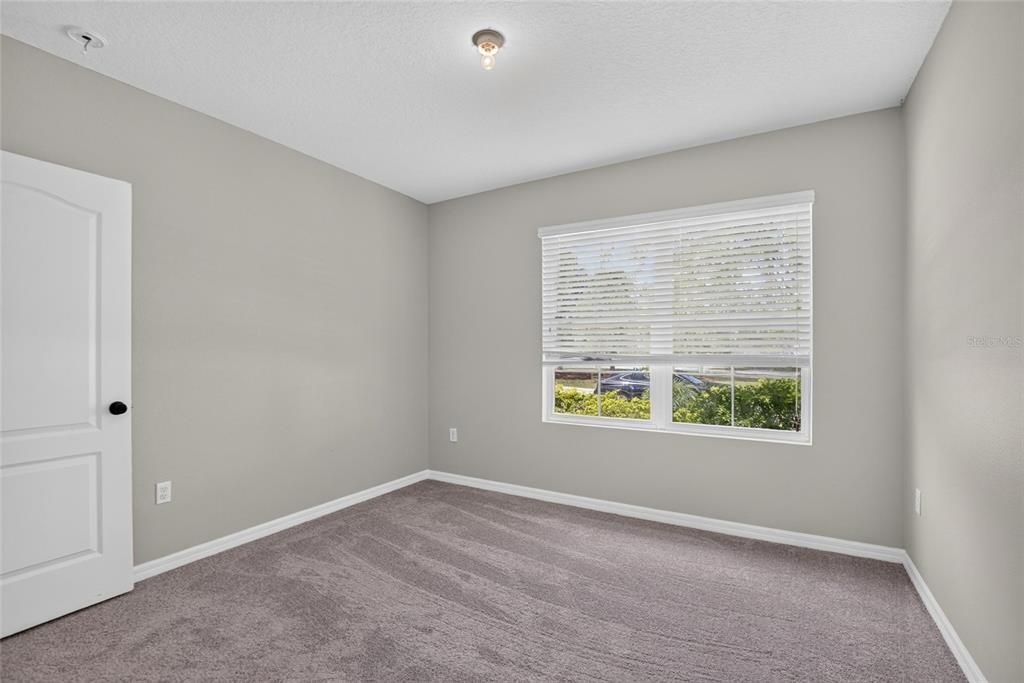 For Sale: $325,000 (3 beds, 2 baths, 1676 Square Feet)