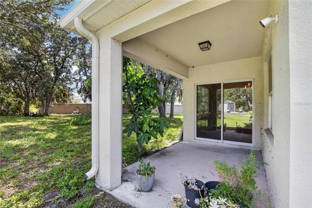 For Sale: $325,000 (3 beds, 2 baths, 1676 Square Feet)