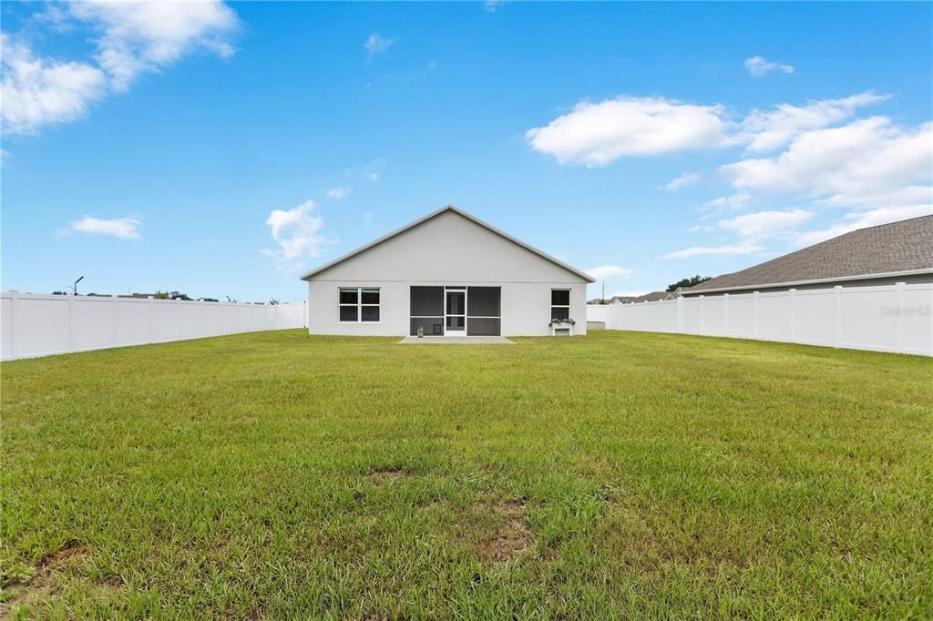 For Sale: $325,000 (3 beds, 2 baths, 1457 Square Feet)
