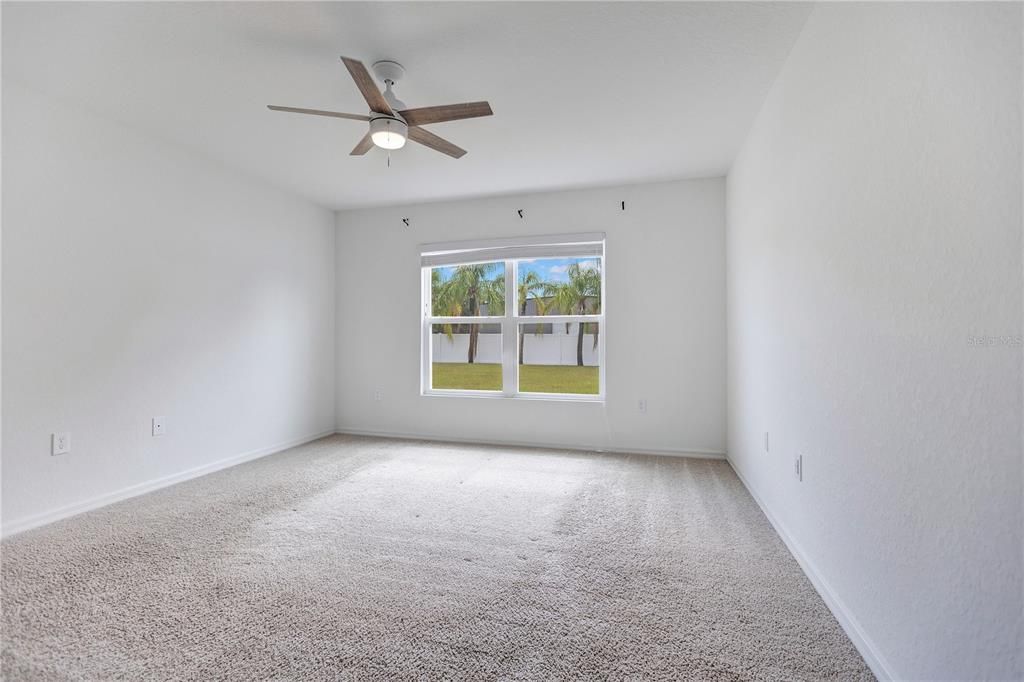 For Sale: $325,000 (3 beds, 2 baths, 1457 Square Feet)