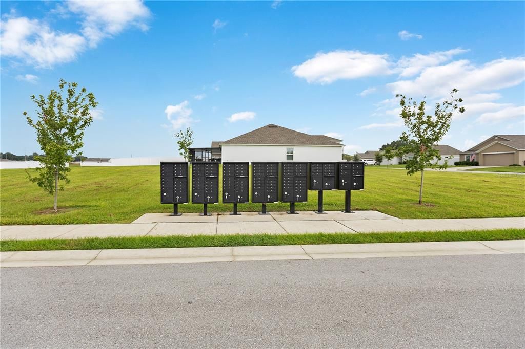 For Sale: $325,000 (3 beds, 2 baths, 1457 Square Feet)