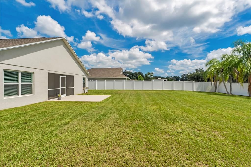 For Sale: $325,000 (3 beds, 2 baths, 1457 Square Feet)