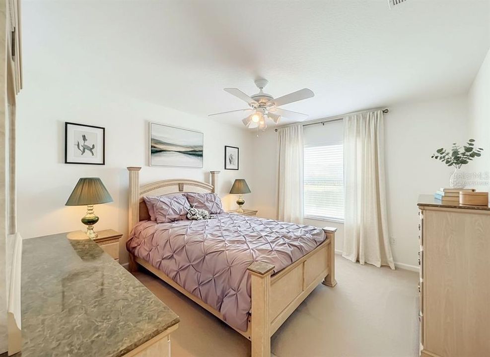 For Sale: $374,900 (5 beds, 2 baths, 1730 Square Feet)