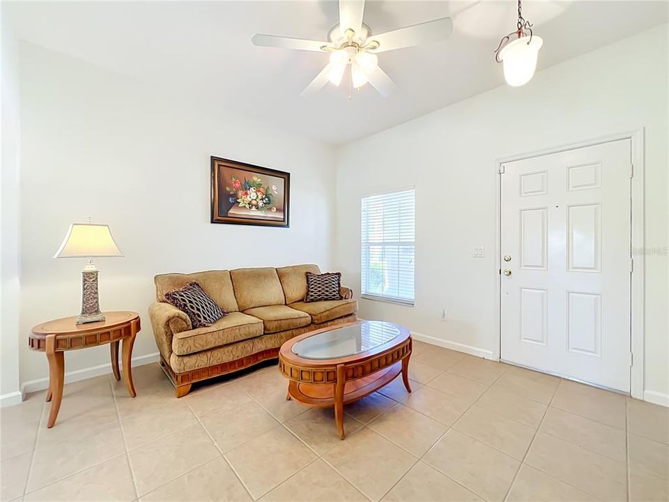 For Sale: $374,900 (5 beds, 2 baths, 1730 Square Feet)