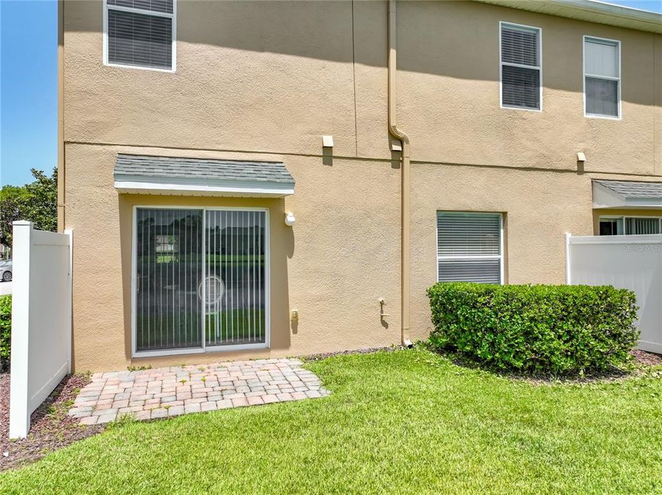 For Sale: $374,900 (5 beds, 2 baths, 1730 Square Feet)