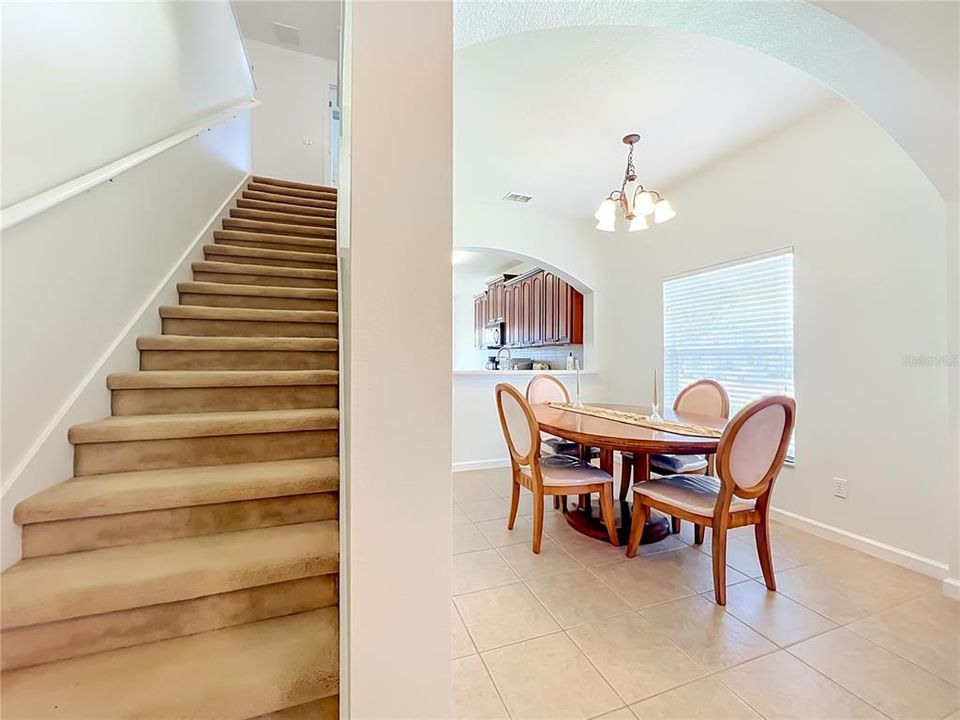 For Sale: $374,900 (5 beds, 2 baths, 1730 Square Feet)