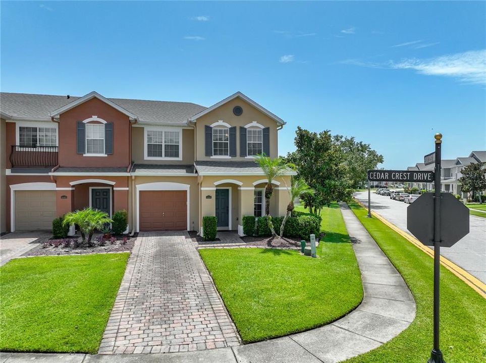 For Sale: $374,900 (5 beds, 2 baths, 1730 Square Feet)
