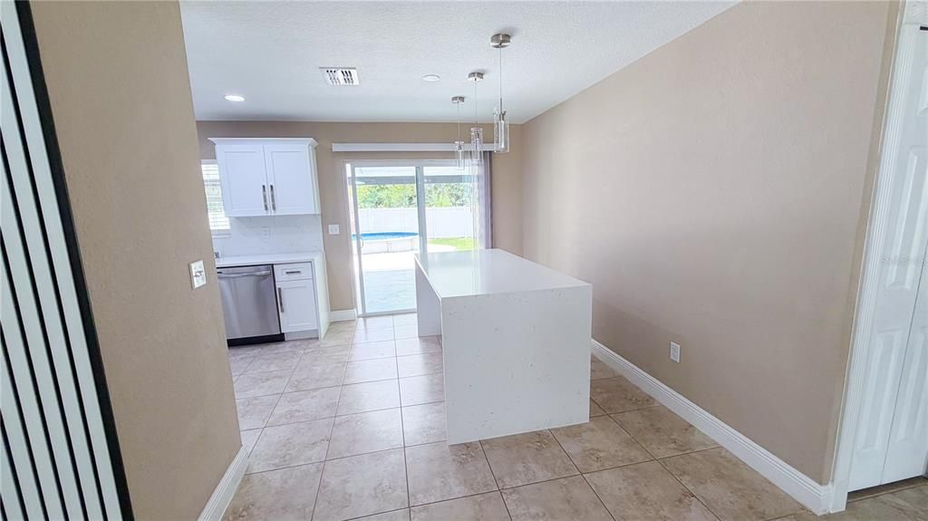 For Sale: $310,000 (3 beds, 2 baths, 1332 Square Feet)