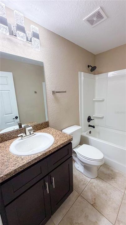 For Sale: $310,000 (3 beds, 2 baths, 1332 Square Feet)
