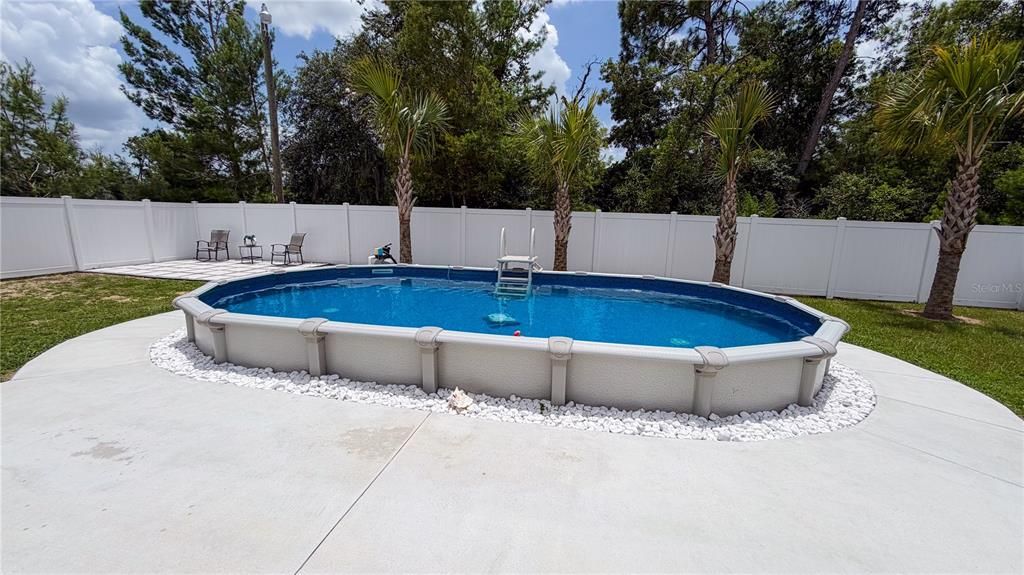 For Sale: $310,000 (3 beds, 2 baths, 1332 Square Feet)