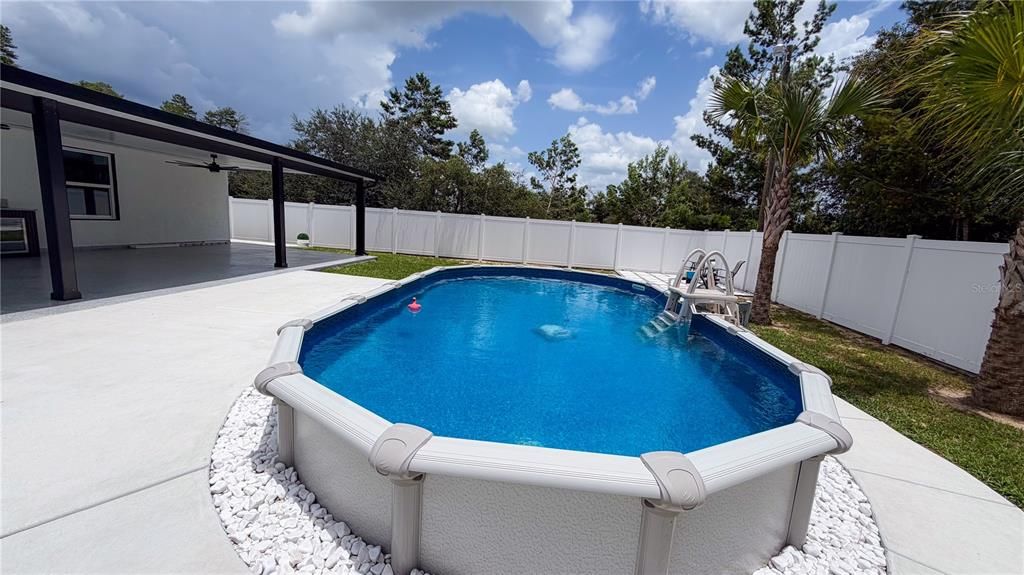 For Sale: $310,000 (3 beds, 2 baths, 1332 Square Feet)
