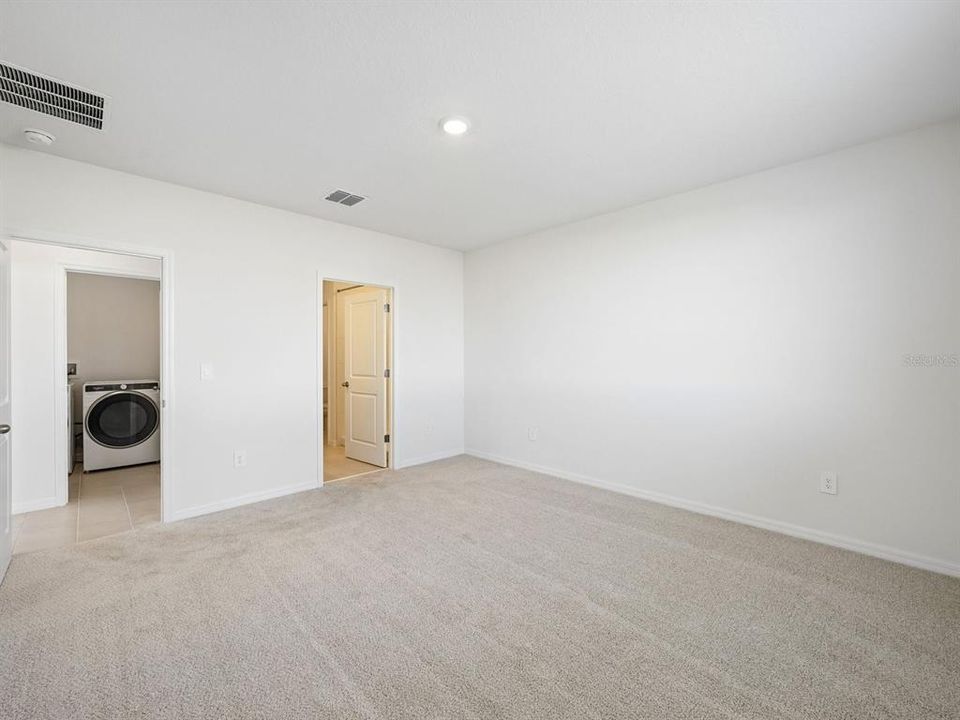 For Sale: $368,640 (4 beds, 2 baths, 1607 Square Feet)
