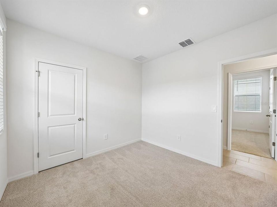 For Sale: $368,640 (4 beds, 2 baths, 1607 Square Feet)