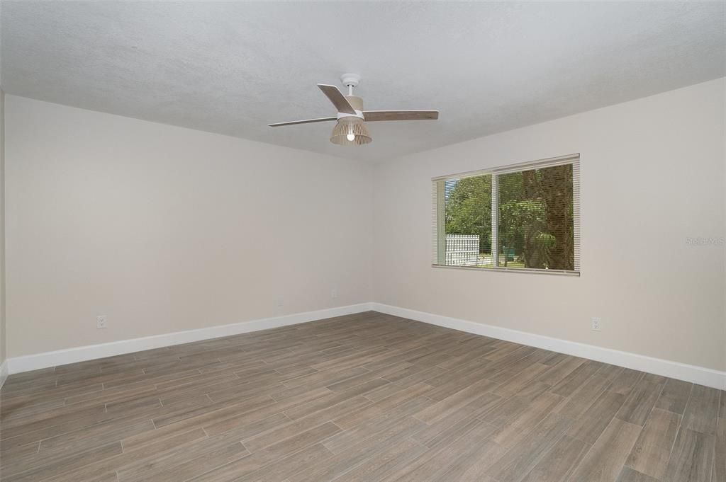 For Sale: $630,000 (3 beds, 2 baths, 1308 Square Feet)