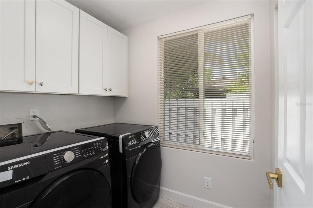 For Sale: $630,000 (3 beds, 2 baths, 1308 Square Feet)