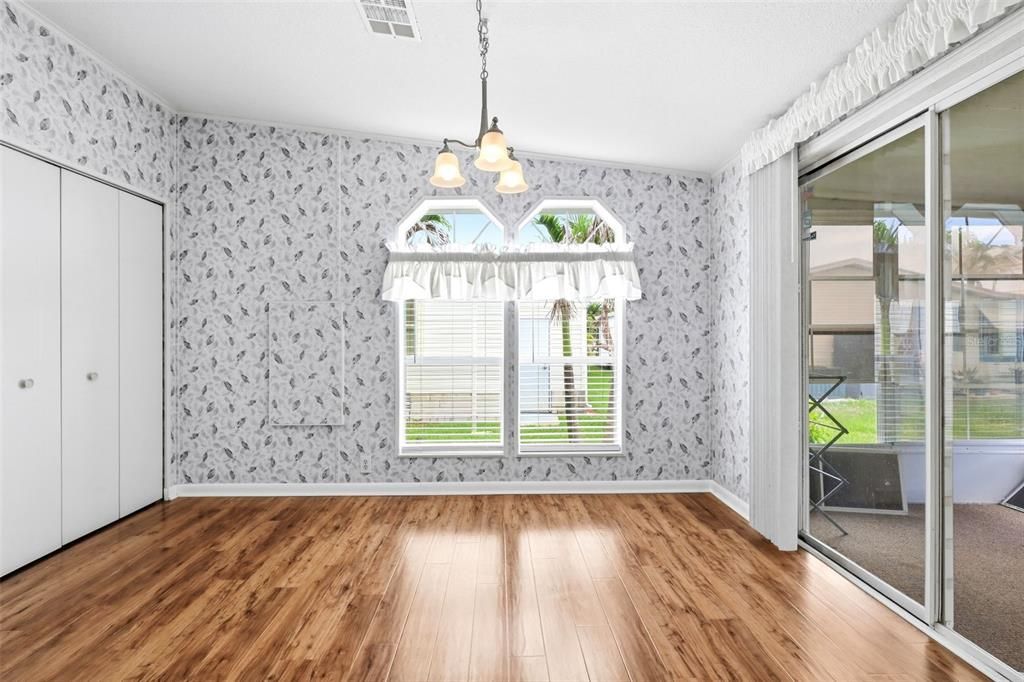 На продажу: $179,900 (3 спален, 2 ванн, 1512 Квадратных фут)