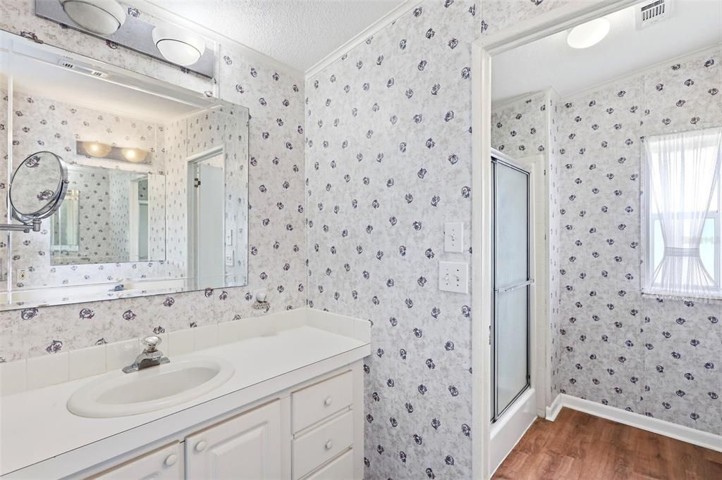 На продажу: $179,900 (3 спален, 2 ванн, 1512 Квадратных фут)