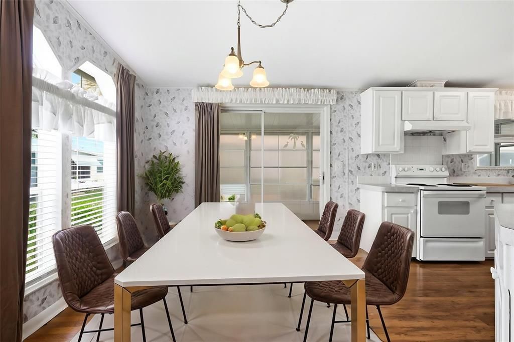 На продажу: $179,900 (3 спален, 2 ванн, 1512 Квадратных фут)