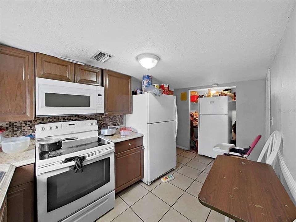 For Sale: $449,000 (6 beds, 0 baths, 1726 Square Feet)