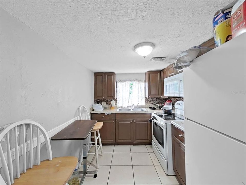 For Sale: $449,000 (6 beds, 0 baths, 1726 Square Feet)