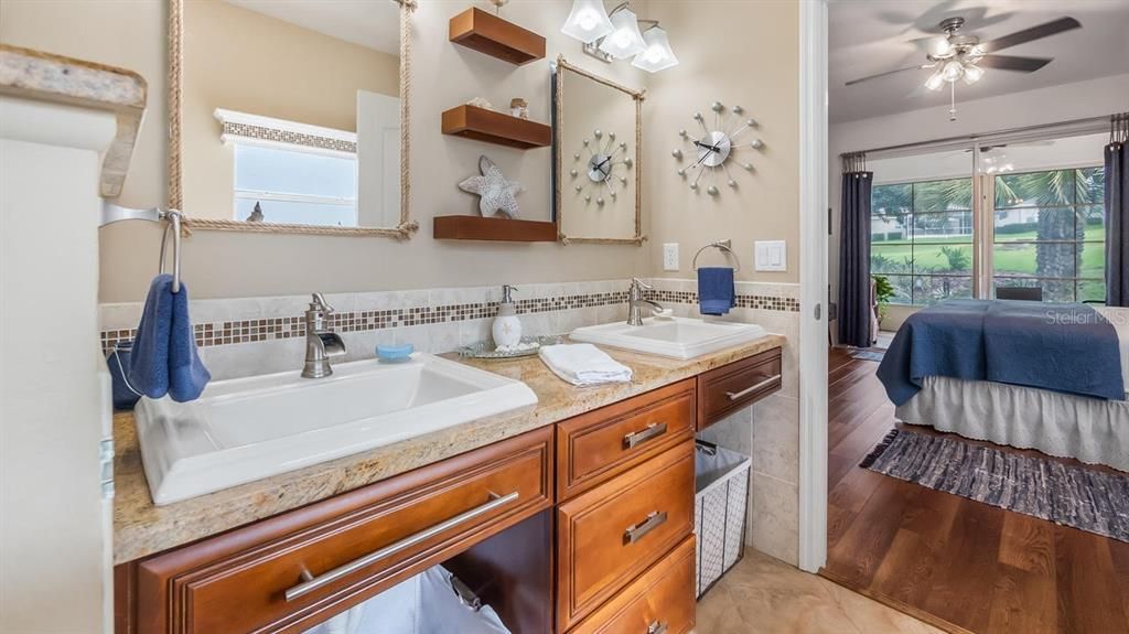 Activo con contrato: $429,900 (2 camas, 2 baños, 2107 Pies cuadrados)