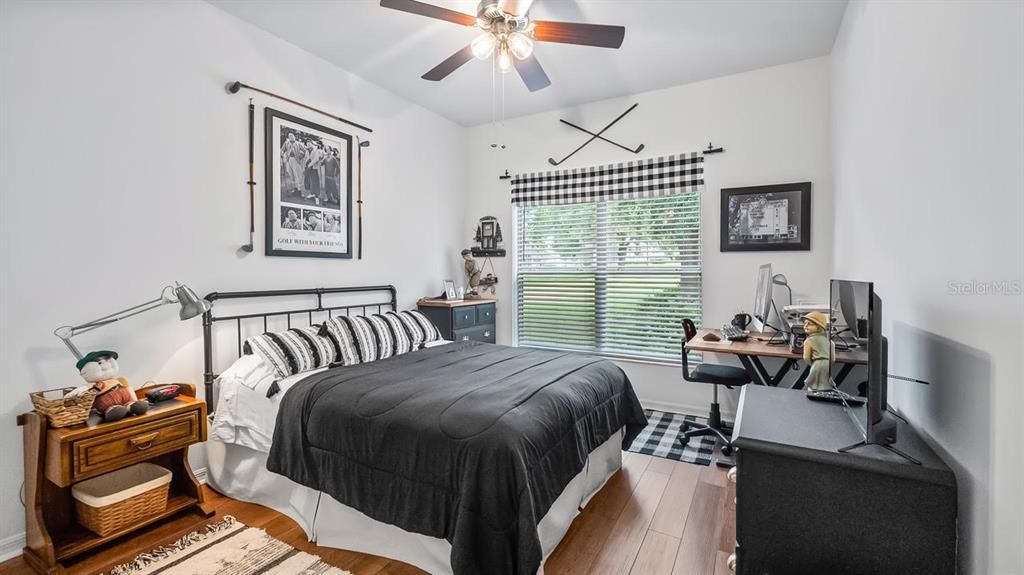 Activo con contrato: $429,900 (2 camas, 2 baños, 2107 Pies cuadrados)
