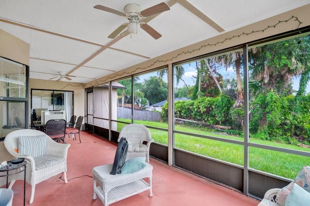 Active With Contract: $270,000 (3 beds, 2 baths, 1626 Square Feet)