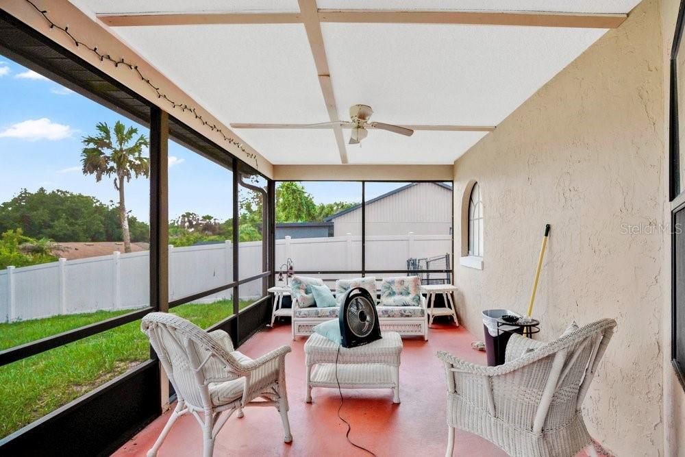 Active With Contract: $270,000 (3 beds, 2 baths, 1626 Square Feet)