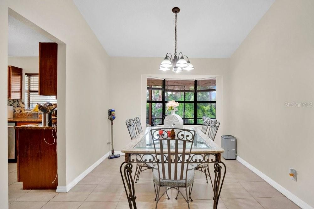 Active With Contract: $270,000 (3 beds, 2 baths, 1626 Square Feet)