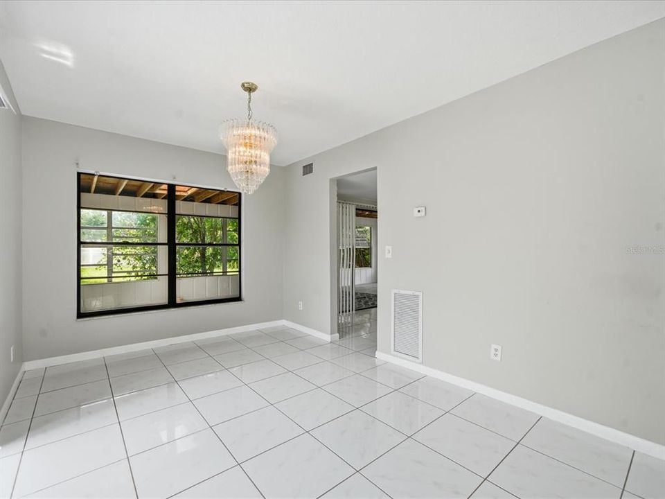 For Rent: $3,200 (4 beds, 2 baths, 2067 Square Feet)