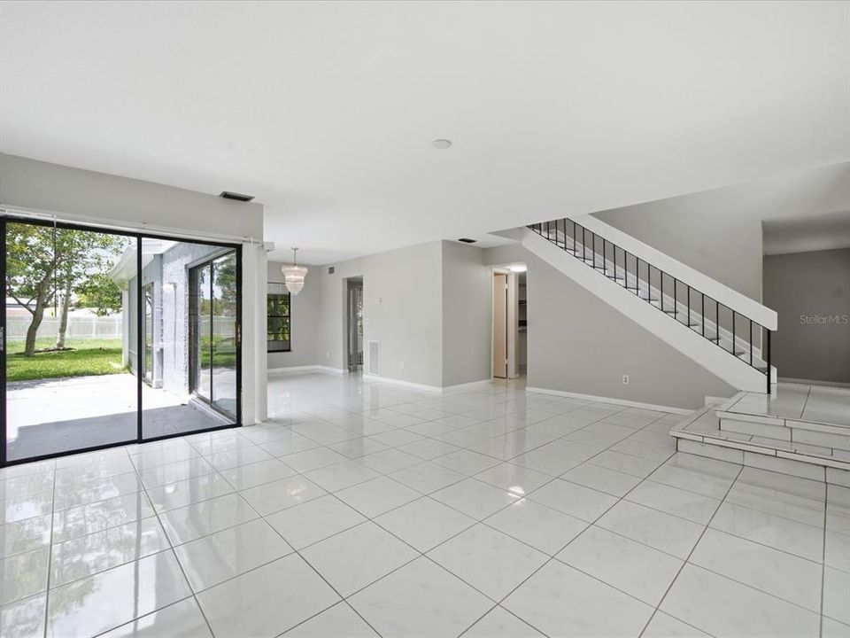For Rent: $3,200 (4 beds, 2 baths, 2067 Square Feet)