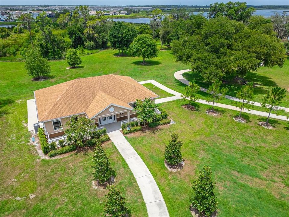 En Venta: $995,990 (5 camas, 4 baños, 3271 Pies cuadrados)