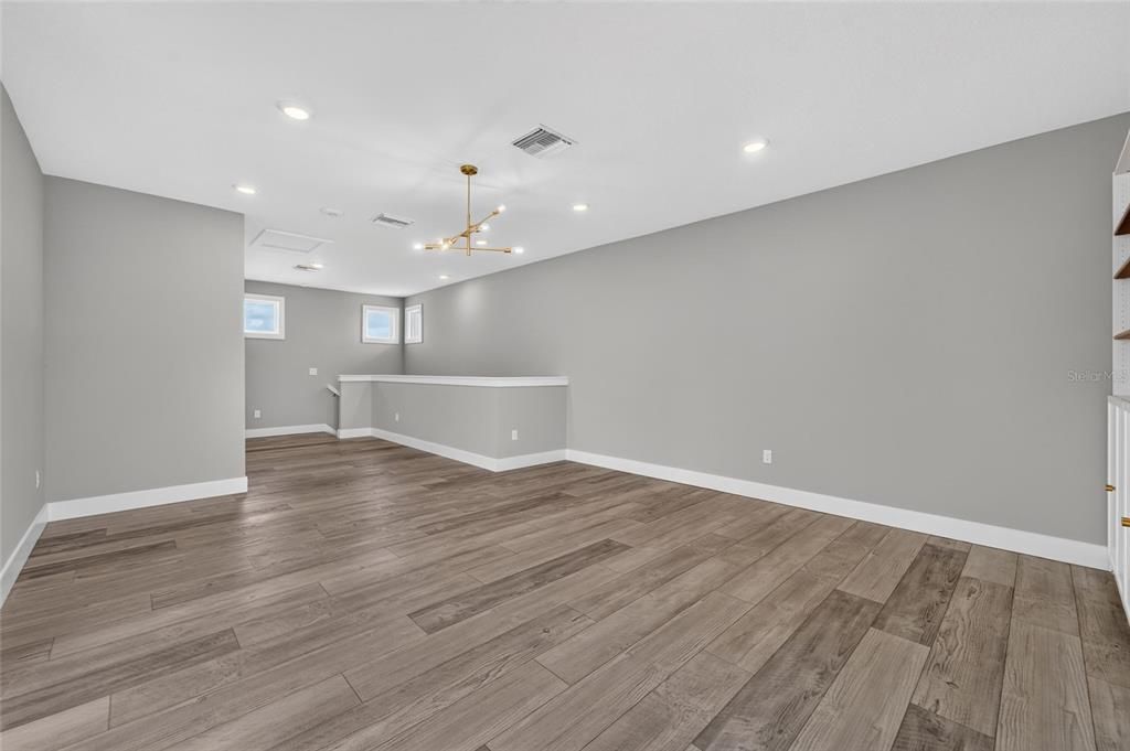 En Venta: $995,990 (5 camas, 4 baños, 3271 Pies cuadrados)