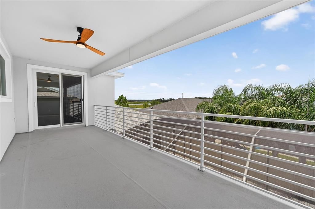 En Venta: $995,990 (5 camas, 4 baños, 3271 Pies cuadrados)