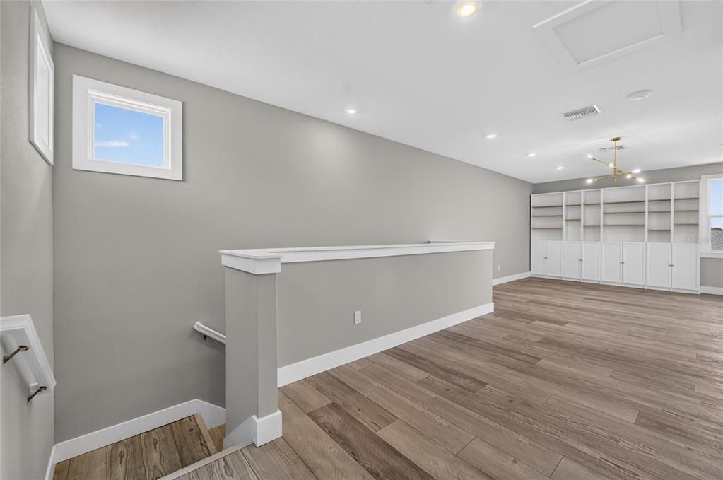 En Venta: $995,990 (5 camas, 4 baños, 3271 Pies cuadrados)