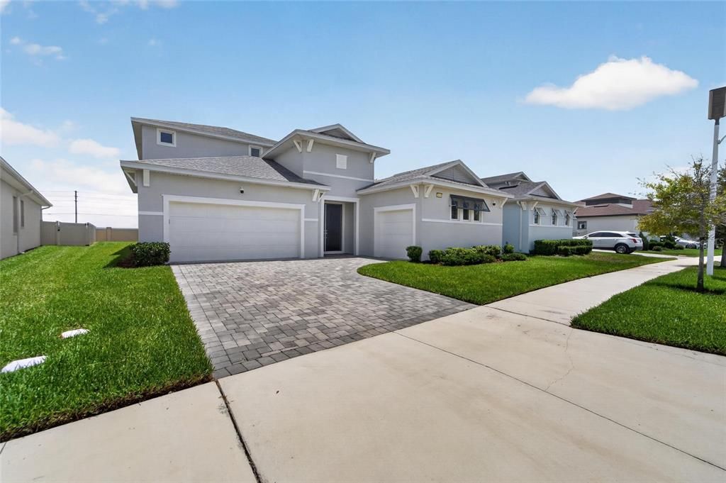 En Venta: $995,990 (5 camas, 4 baños, 3271 Pies cuadrados)