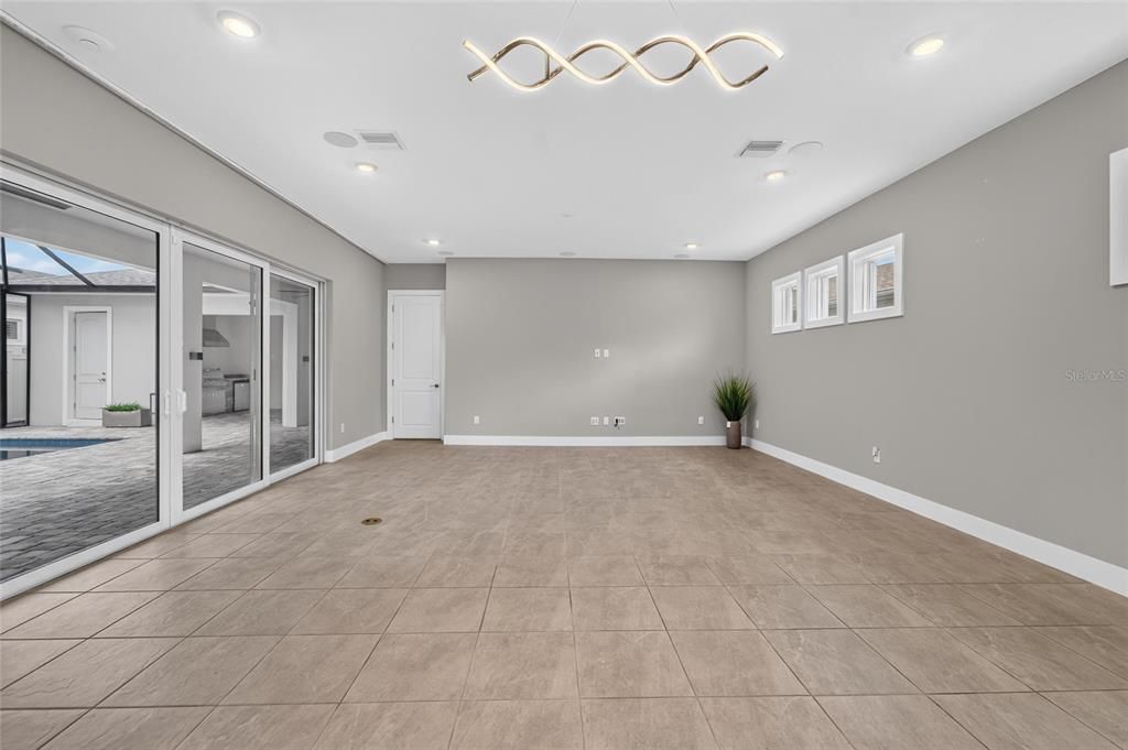 En Venta: $995,990 (5 camas, 4 baños, 3271 Pies cuadrados)