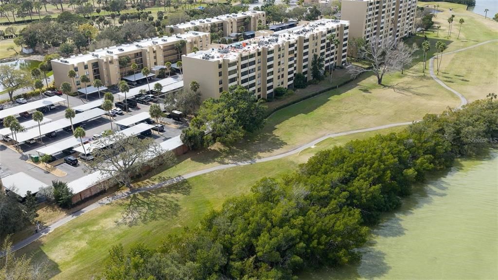 На продажу: $165,000 (1 спален, 2 ванн, 810 Квадратных фут)