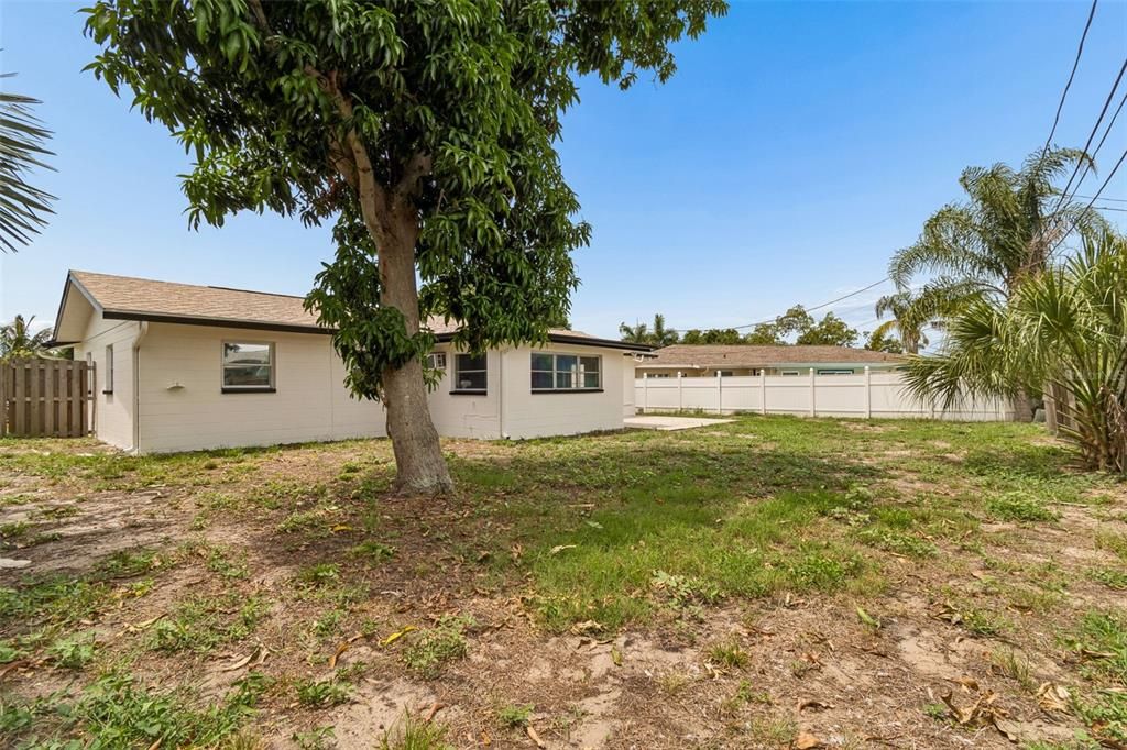 En Venta: $379,000 (2 camas, 2 baños, 990 Pies cuadrados)
