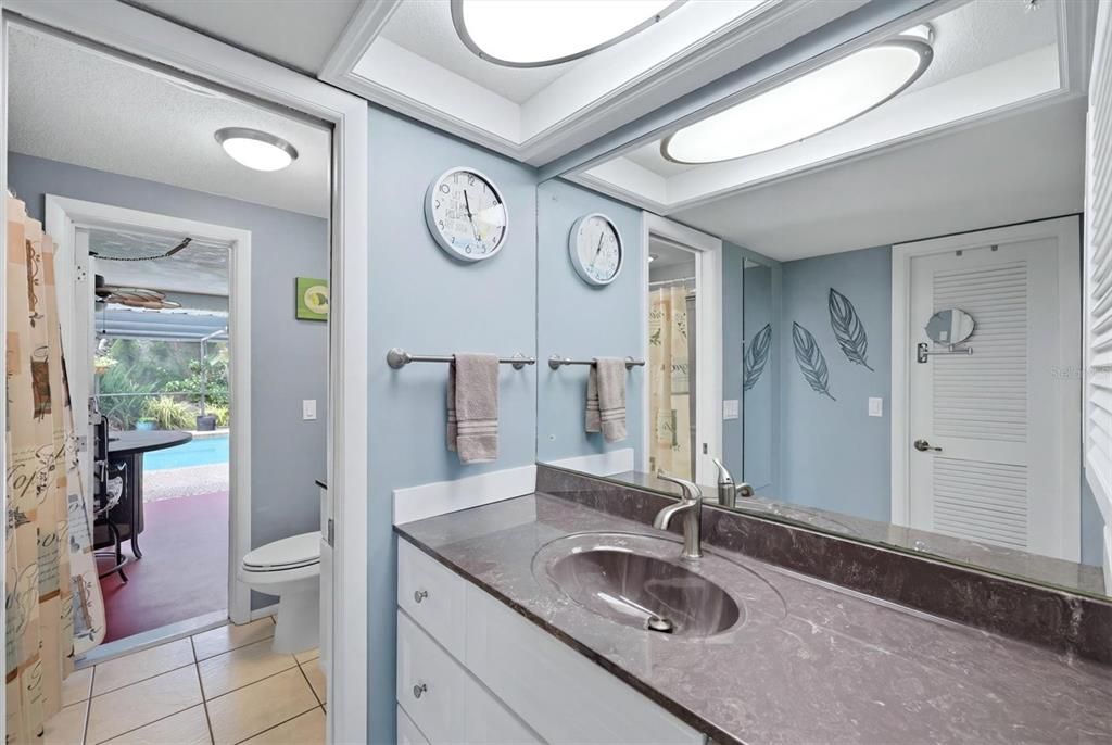 На продажу: $459,000 (2 спален, 2 ванн, 1539 Квадратных фут)