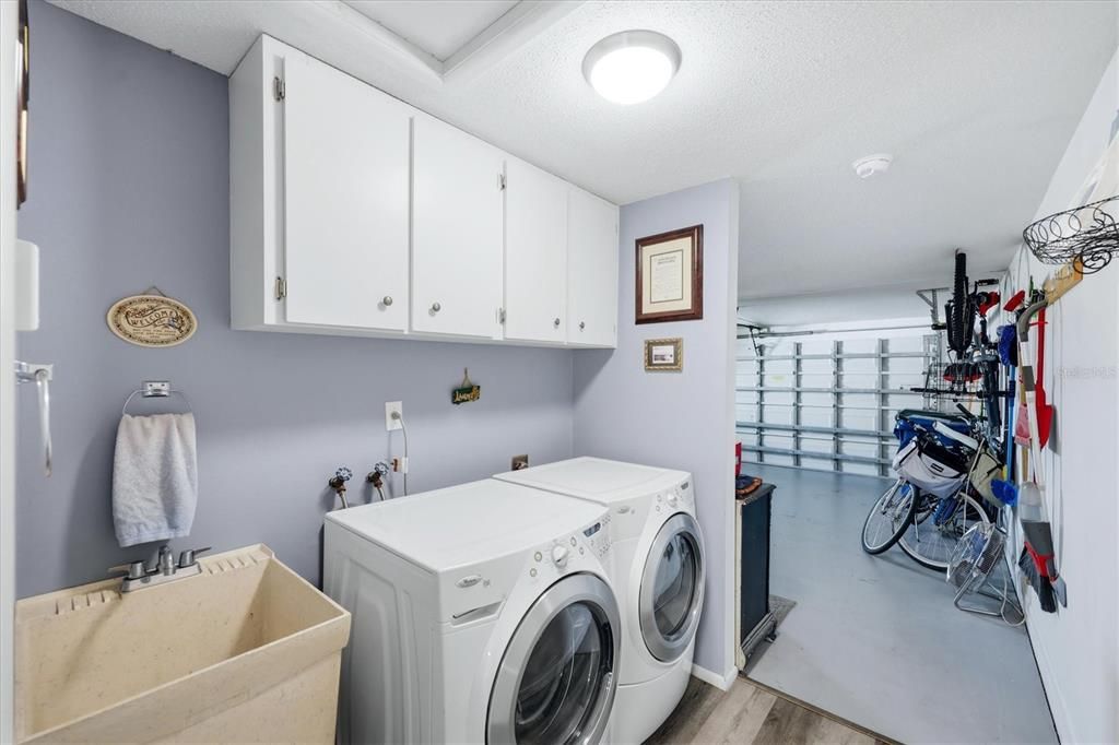 На продажу: $459,000 (2 спален, 2 ванн, 1539 Квадратных фут)