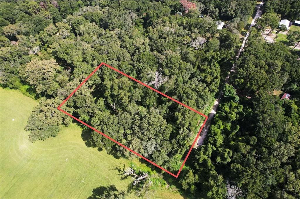 На продажу: $23,995 (1.06 acres)