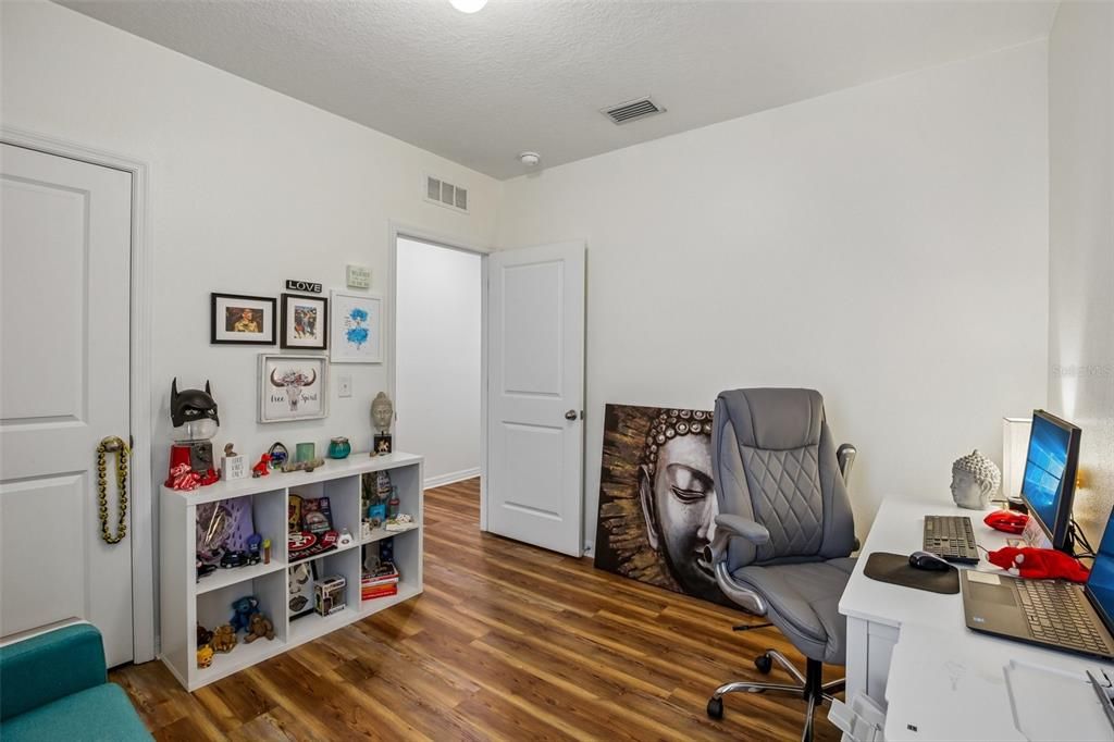 En Venta: $315,000 (3 camas, 2 baños, 1510 Pies cuadrados)