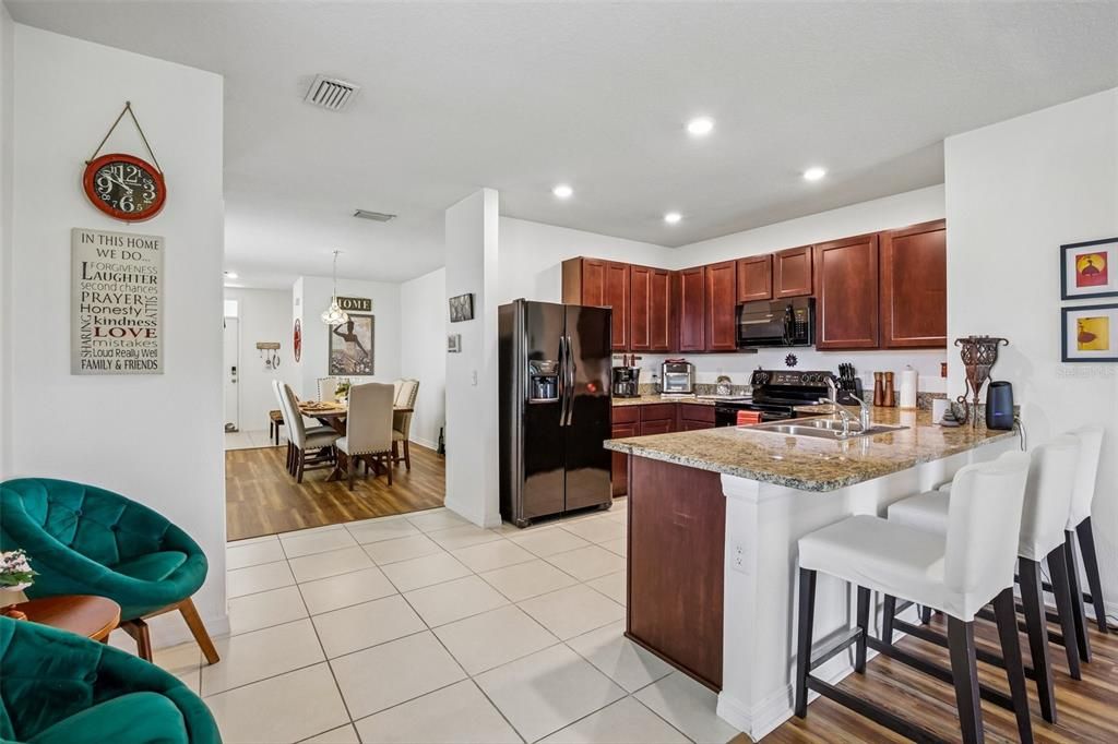 En Venta: $315,000 (3 camas, 2 baños, 1510 Pies cuadrados)