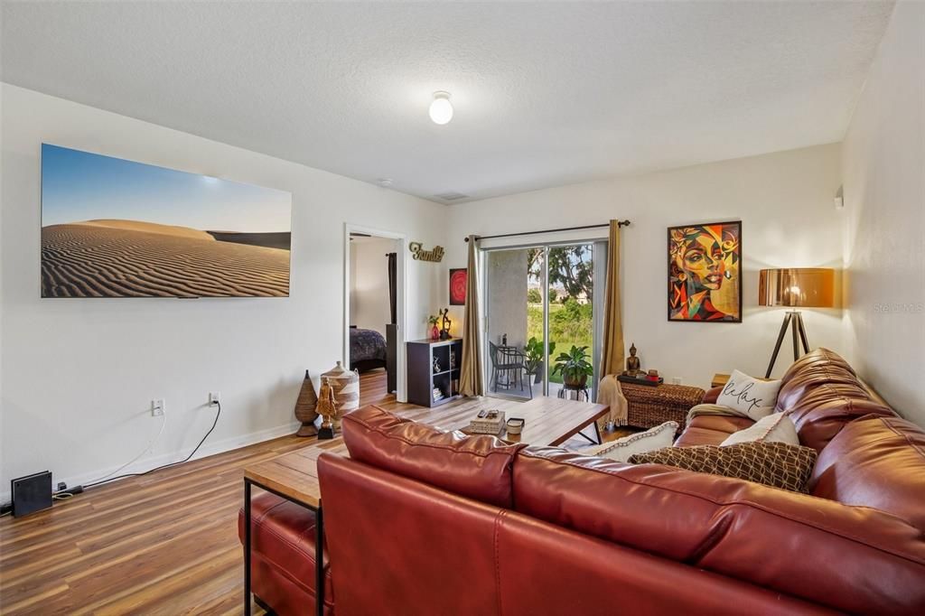 En Venta: $315,000 (3 camas, 2 baños, 1510 Pies cuadrados)