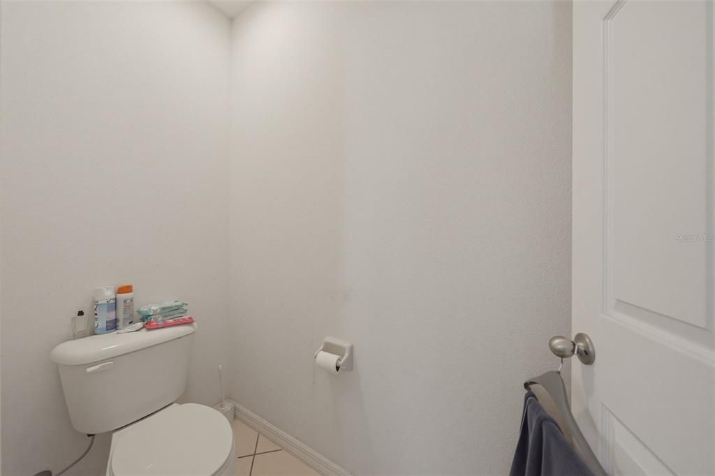 Activo con contrato: $280,000 (4 camas, 2 baños, 1820 Pies cuadrados)