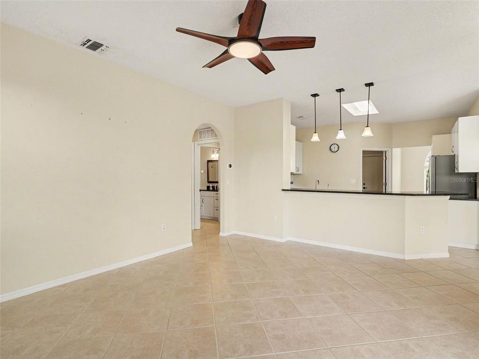 For Sale: $434,000 (3 beds, 2 baths, 1685 Square Feet)