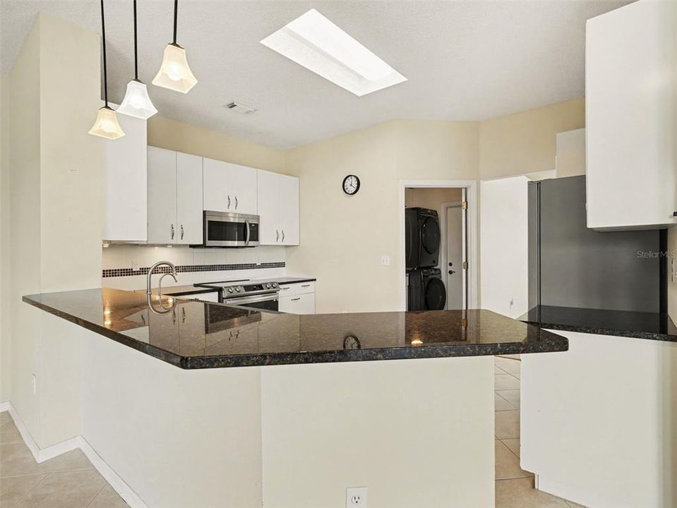 For Sale: $434,000 (3 beds, 2 baths, 1685 Square Feet)