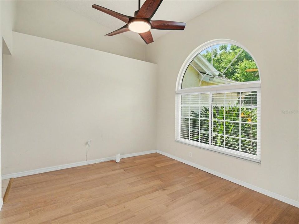 For Sale: $434,000 (3 beds, 2 baths, 1685 Square Feet)