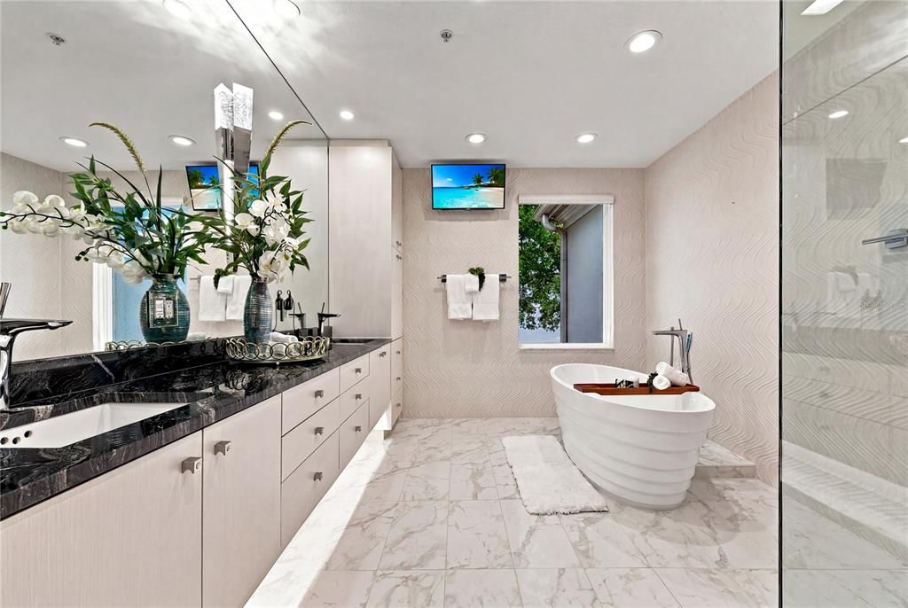 En Venta: $2,800,000 (5 camas, 5 baños, 4796 Pies cuadrados)